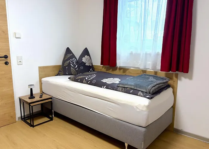 Anneliese By Interhome * 麦舒芬